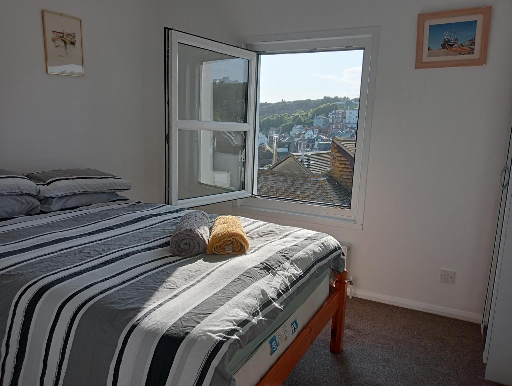 Hastings Old Town Tackleway Privileged Sea Views Whole House 3 Beds Exterior photo